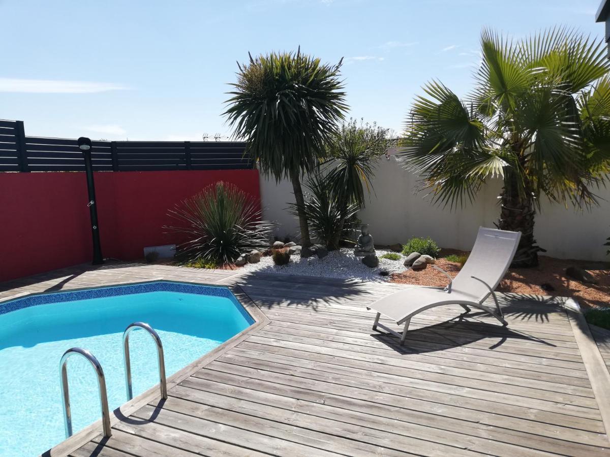 Studio Independant Chez L'Habitant Avec Piscine Et Cuisine Exterieures Ла Рошел Екстериор снимка